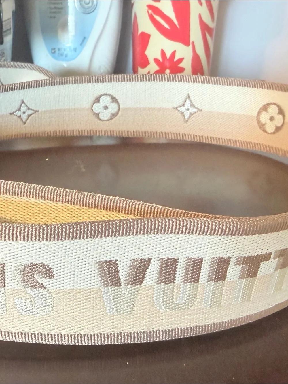 Louis Vuitton elegant lv